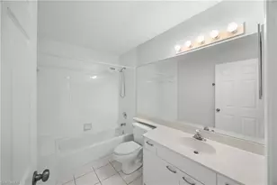 85 Silver Oaks Cir SW, Naples, FL 34119 - Photo 16