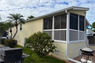 1631 Diamond Lake Cir, Naples, FL 34114 - Photo 4