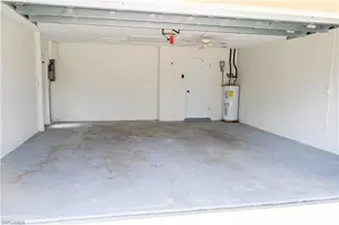 5654 Eichen Cir W, Fort Myers, FL 33919 - Photo 42