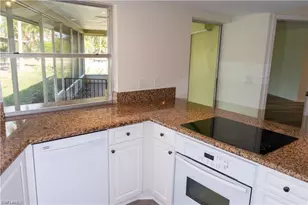 5654 Eichen Cir W, Fort Myers, FL 33919 - Photo 28