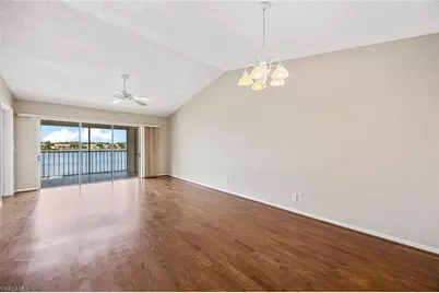 7784 Emerald Cir #O-203, Naples, FL 34109 - Photo 6