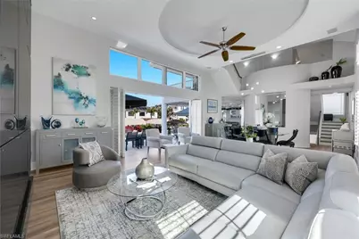 375 Germain Ave, Naples, FL 34108 - Photo 6