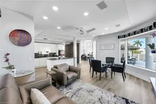 375 Germain Ave, Naples, FL 34108 - Photo 14