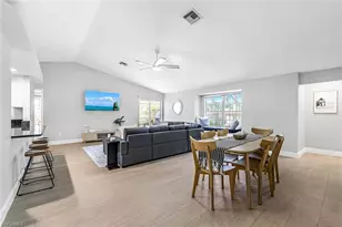 45 Wickliffe Dr, Naples, FL 34110 - Photo 12