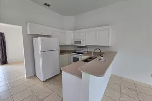 481 10th Ave NW, Naples, FL 34120 - Photo 2