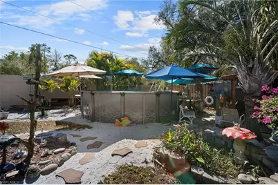 2114 E Gardenia Cir, North Fort Myers, FL 33917 - Photo 38