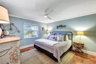 911 Giralda Ct, Marco Island, FL 34145 - Photo 22