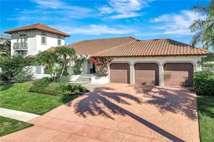 911 Giralda Ct, Marco Island, FL 34145 - Photo 4