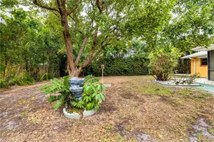 1312 SE 19th St, Cape Coral, FL 33990 - Photo 32