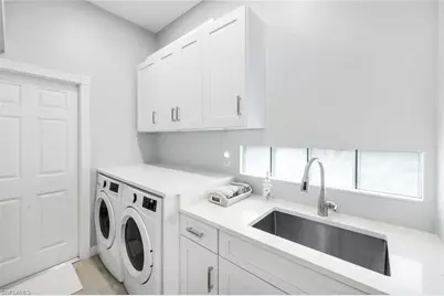 4453 Novato Ct, Naples, FL 34109 - Photo 14