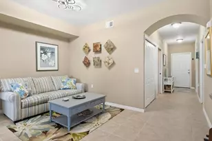 2700 Cypress Trace Cir, Naples, FL 34119 - Photo 4