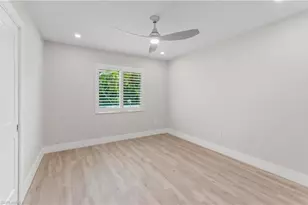 54 Liberty Ln, Naples, FL 34112 - Photo 14