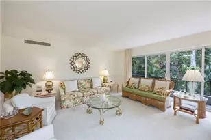 103 Clubhouse Dr, Naples, FL 34105 - Photo 10