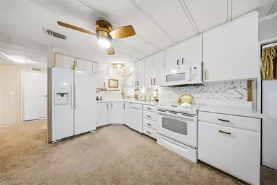 26257 Queen Mary Ln, Bonita Springs, FL 34135 - Photo 28