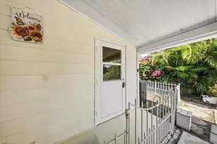 26257 Queen Mary Ln, Bonita Springs, FL 34135 - Photo 10