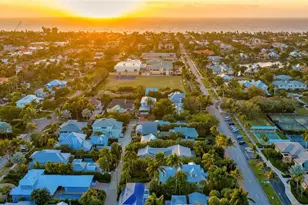 756 8th Ave S, Naples, FL 34102 - Photo 4