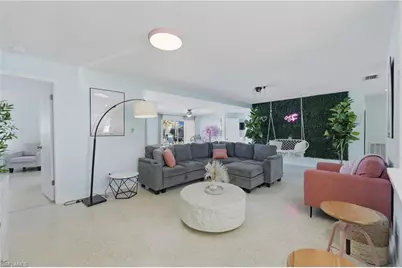 4044 Country Club Blvd, Cape Coral, FL 33904 - Photo 2