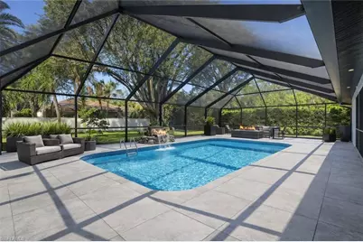 7395 Stonegate Dr, Naples, FL 34109 - Photo 14