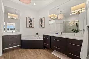 10005 Valiant Ct, Miromar Lakes, FL 33913 - Photo 18