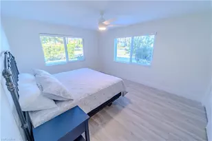 354 Harbour Dr, Naples, FL 34103 - Photo 12