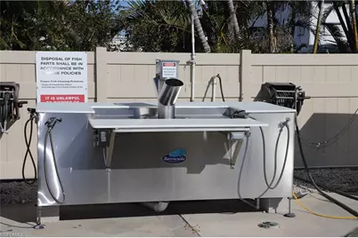 891 10th St S, Naples, FL 34102 - Photo 8