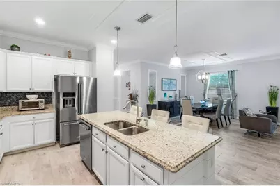 4244 Raffia Palm Cir, Naples, FL 34119 - Photo 12