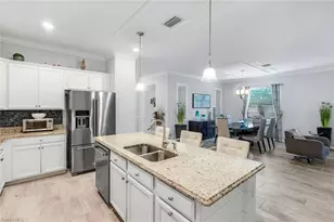 4244 Raffia Palm Cir, Naples, FL 34119 - Photo 12