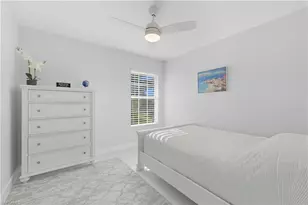 3605 Corinthian Way, Naples, FL 34105 - Photo 16