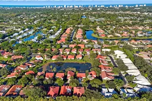 3605 Corinthian Way, Naples, FL 34105 - Photo 26