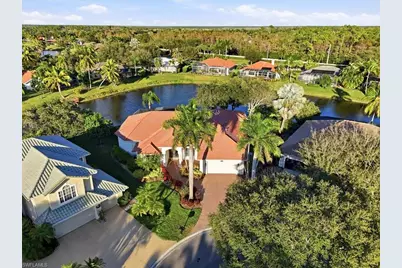 4785 Kittiwake Ct, Naples, FL 34119 - Photo 4