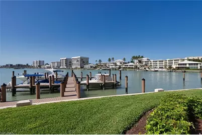 222 Harbour Dr #103, Naples, FL 34103 - Photo 20