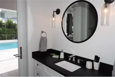 875 Gulf Shore Blvd S, Naples, FL 34102 - Photo 34