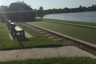 7800 Emerald Cir, Naples, FL 34109 - Photo 16