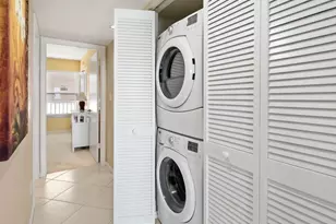 901 Collier Ct, Marco Island, FL 34145 - Photo 20