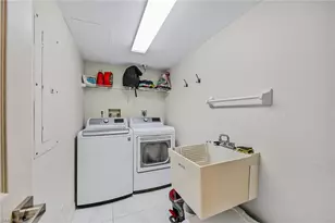 26880 Wedgewood Dr, Bonita Springs, FL 34134 - Photo 24