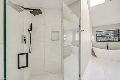 27106 Oakwood Lake Dr, Bonita Springs, FL 34134 - Photo 16