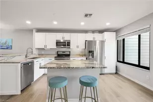 27106 Oakwood Lake Dr, Bonita Springs, FL 34134 - Photo 6