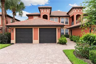10021 Heather Ln, Naples, FL 34119 - Photo 2