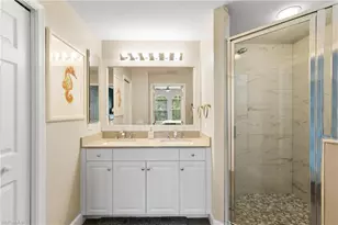 10021 Heather Ln, Naples, FL 34119 - Photo 16