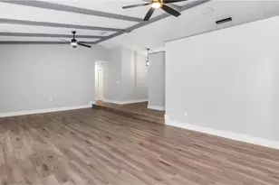 250 17th St NW, Naples, FL 34120 - Photo 20