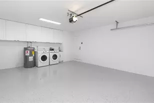 250 17th St NW, Naples, FL 34120 - Photo 36