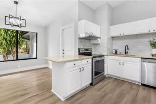 250 17th St NW, Naples, FL 34120 - Photo 14