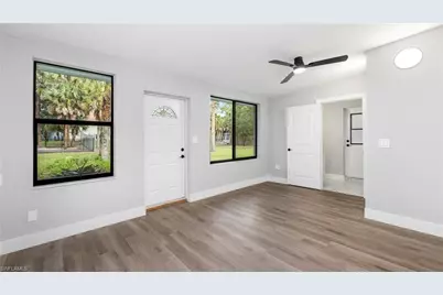 250 17th St NW, Naples, FL 34120 - Photo 16