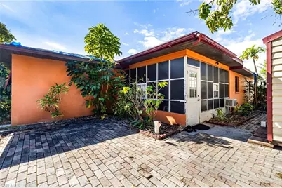 1219 SE 19th Ter, Cape Coral, FL 33990 - Photo 26