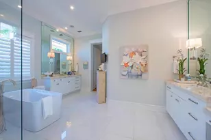 3243 Gin Ln, Naples, FL 34102 - Photo 32