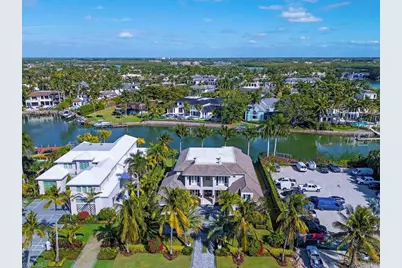 3243 Gin Ln, Naples, FL 34102 - Photo 46