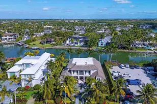 3243 Gin Ln, Naples, FL 34102 - Photo 46