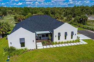 4343 10th St NE, Naples, FL 34120 - Photo 4