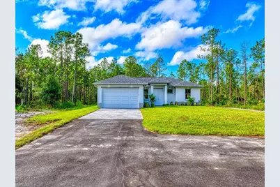 4226 68th Ave NE, Naples, FL 34120 - Photo 2