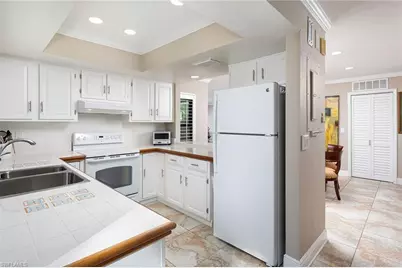 465 Broad Ave S #1A, Naples, FL 34102 - Photo 6
